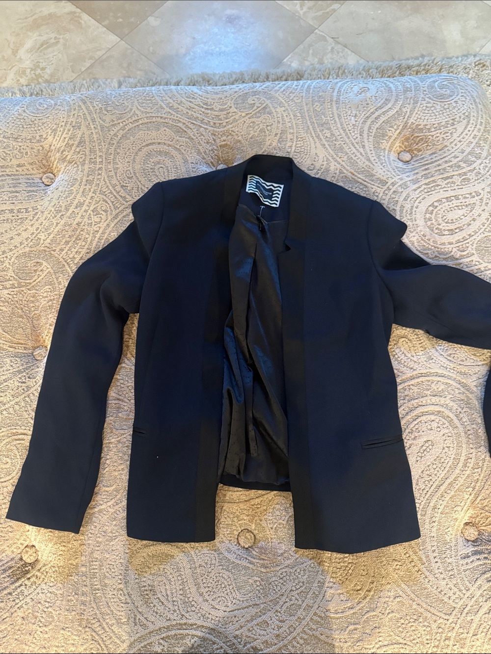 Classic Open-Front Women's Blazer Jacket in Black